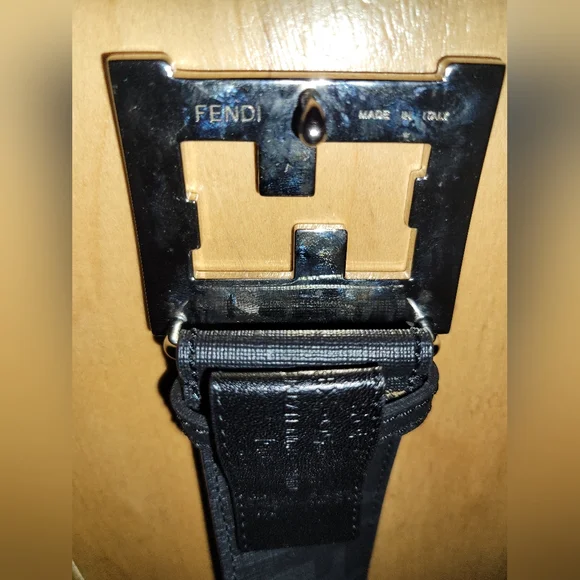 FENDI Men's Belt in Black - Picture 7 of 10